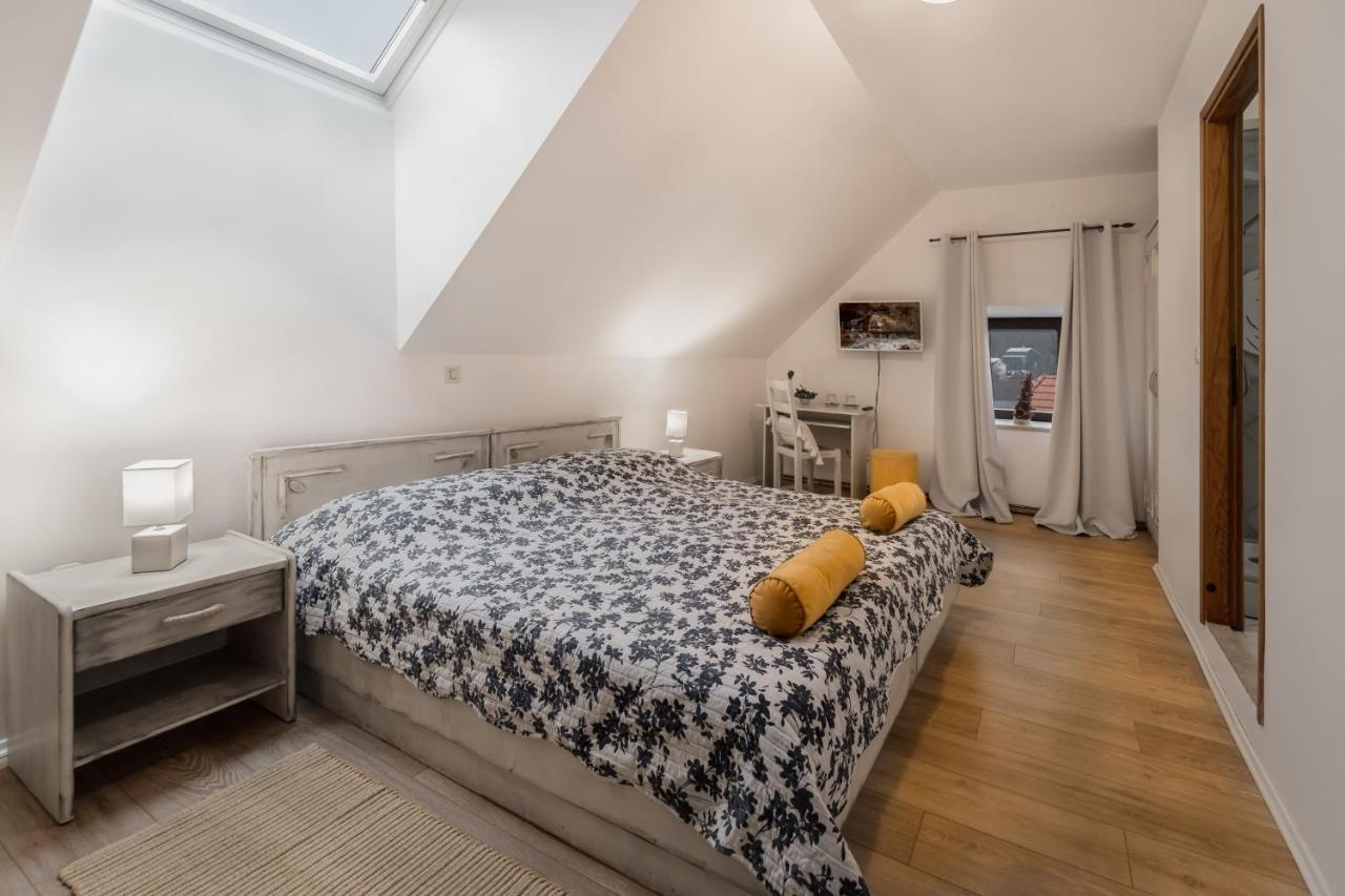 Sobe "Ela" Bed & Breakfast Fužine Eksteriør bilde